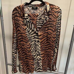 Dressed in LALA Long Sleeve Plissé Set in Go Get 'Em Tiger